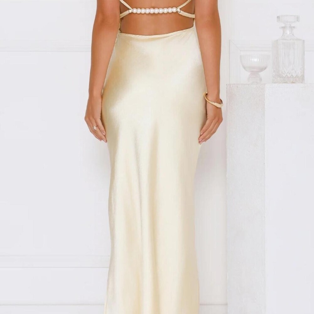 Yellow Maxi Dress Size M 31 C 5 - Picture 2 of 8